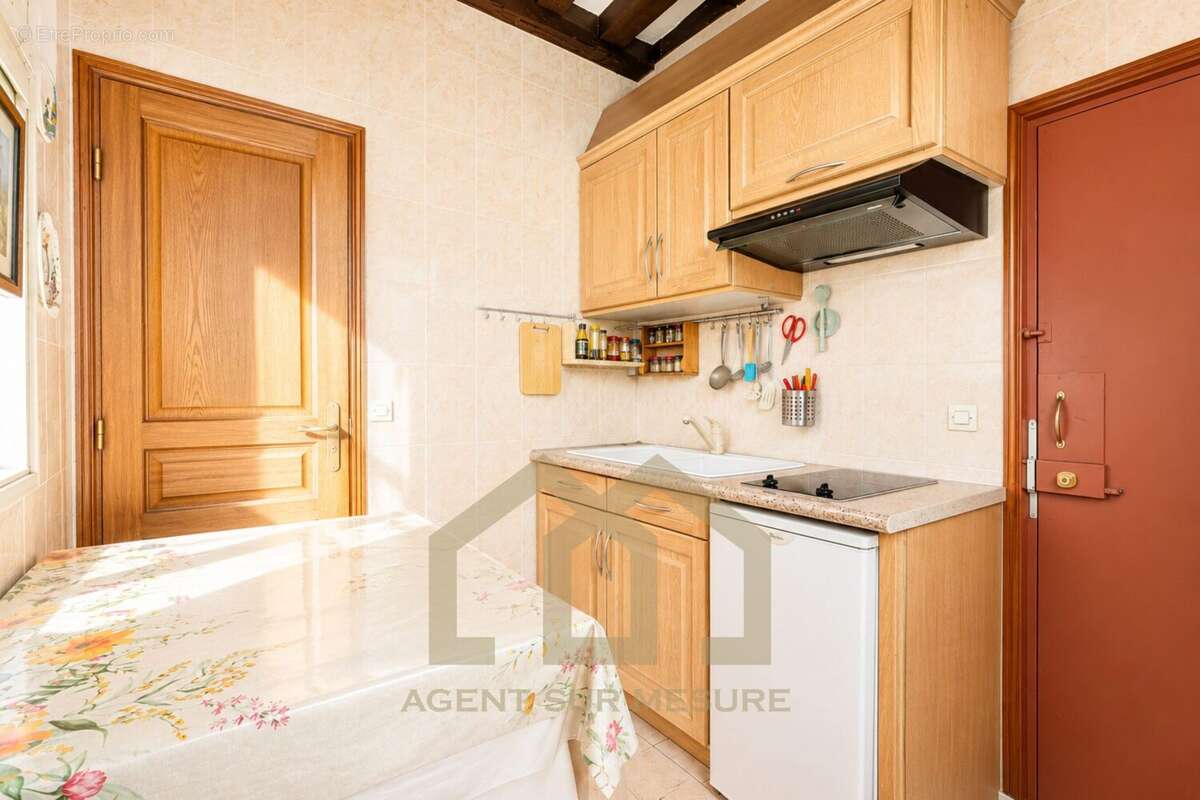 Appartement à PARIS-5E