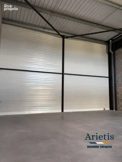 Commerce 227 m² à vendre à Betton (35830) - photo 3