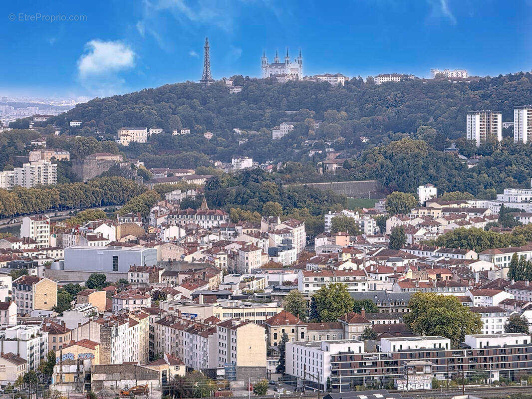 Appartement à LYON-9E