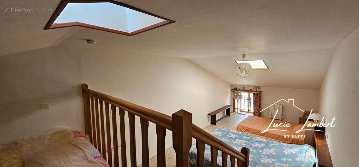 Maison 126 m² à Auzat-La-Combelle  - photo 9
