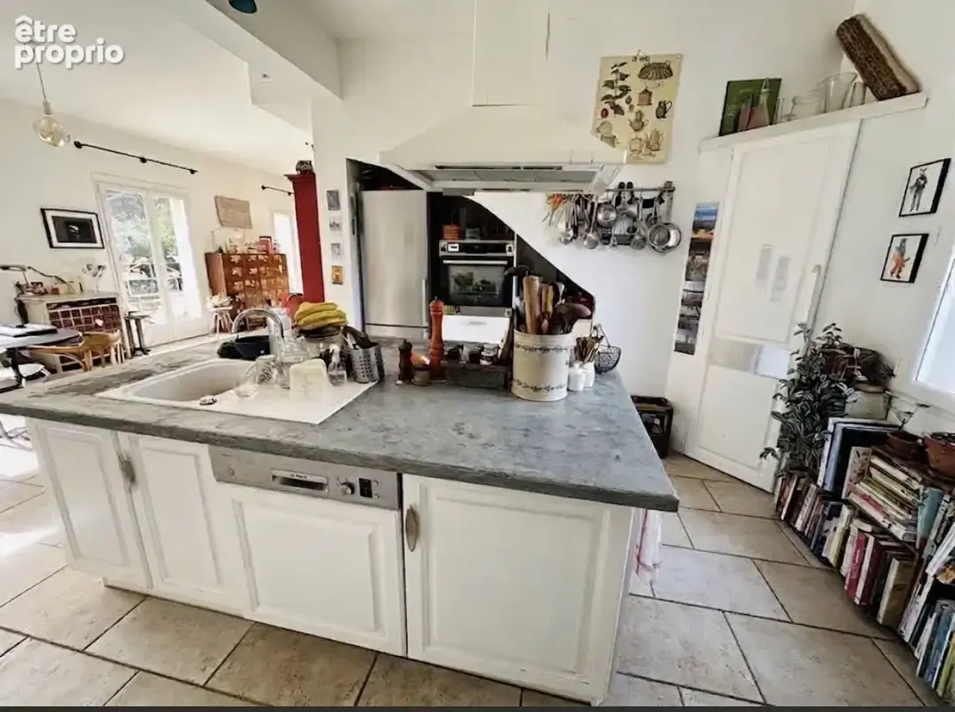 Ensemble immobilier rare : 2 villas, 10 pièces - photo 13