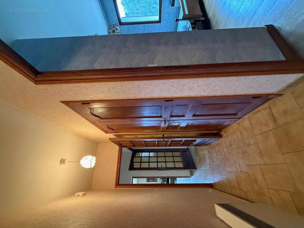   - Maison à VALS-LES-BAINS
