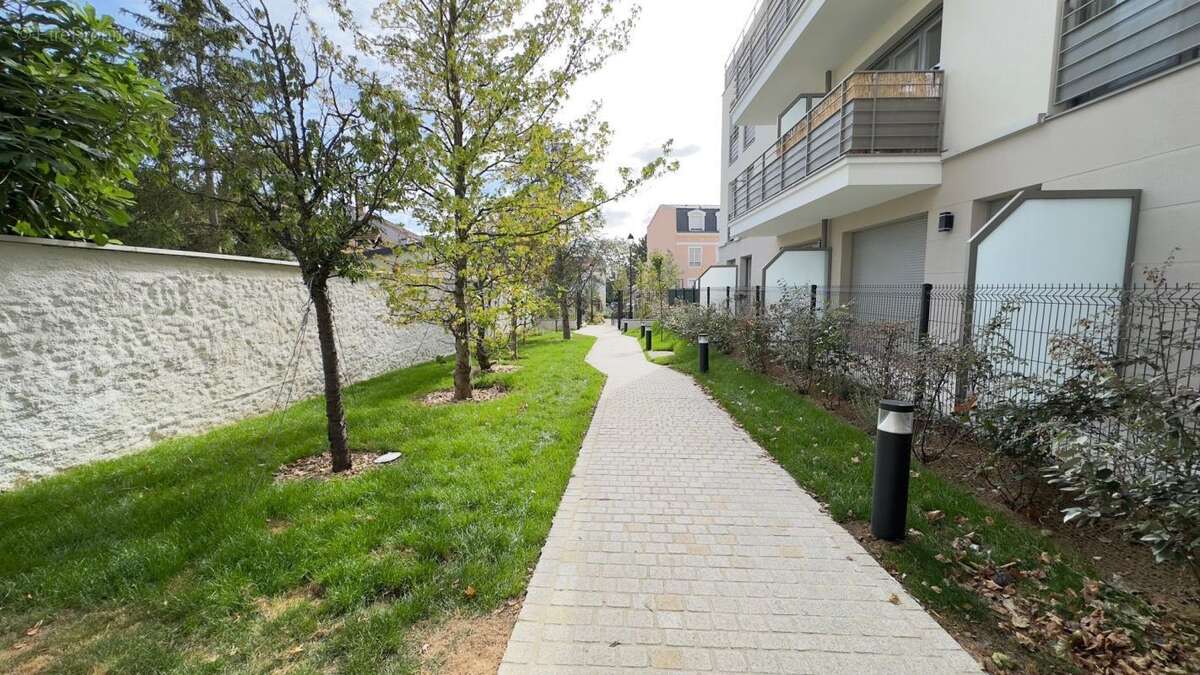 Appartement à NEUILLY-PLAISANCE