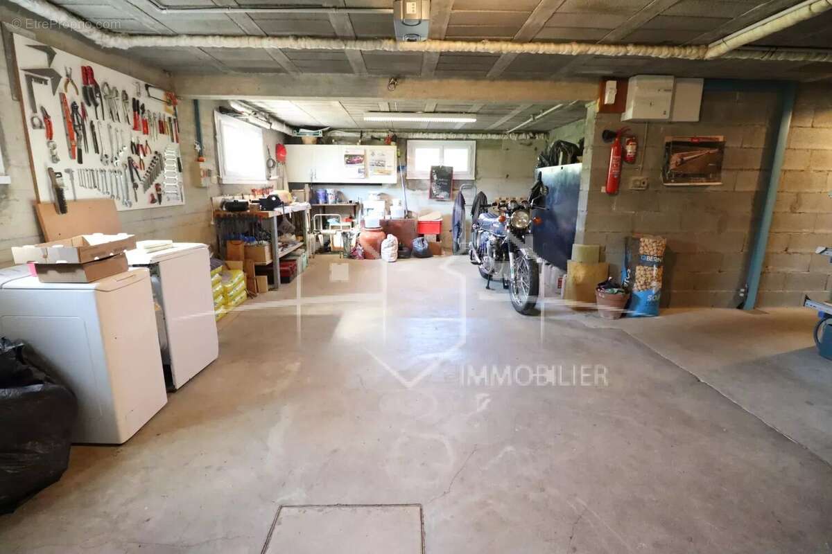 Maison à BEAUREPAIRE