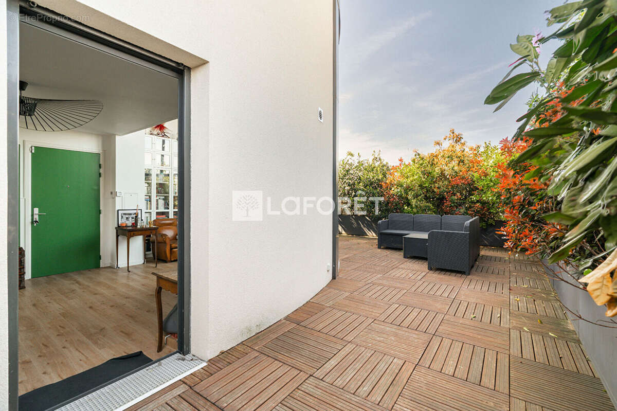 Appartement à COLOMBES
