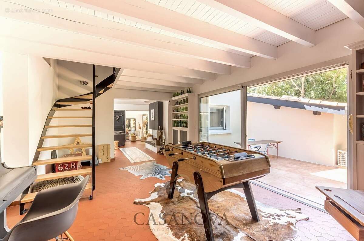 Maison à SAINT-JEAN-DE-VEDAS