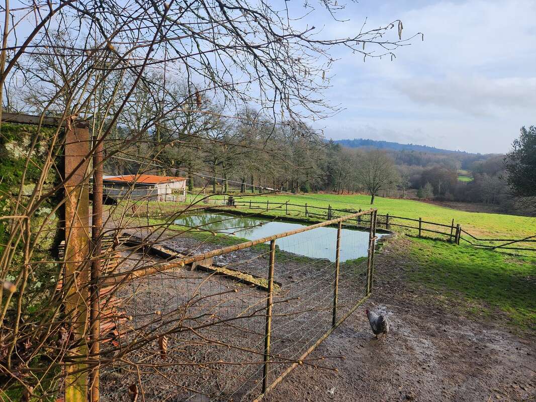 Maison à BONNAC-LA-COTE