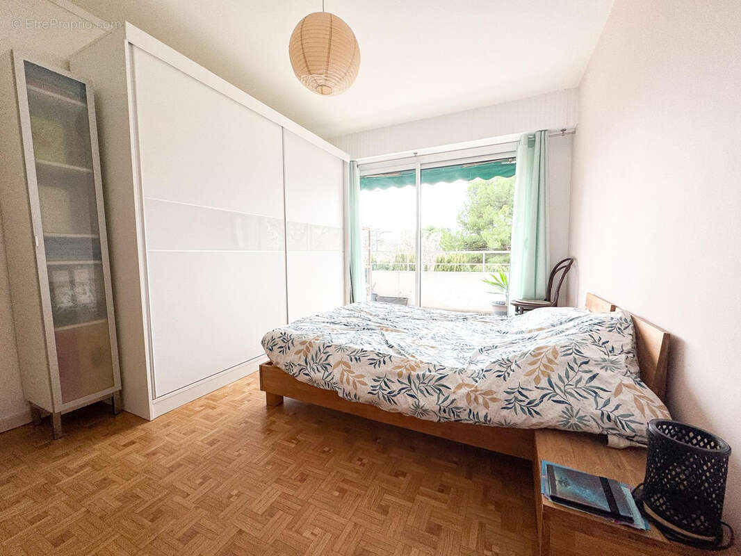 Appartement à MARSEILLE-9E