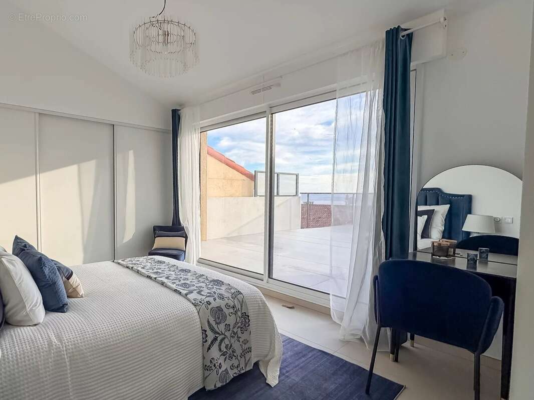 Appartement à CAP-D'AIL