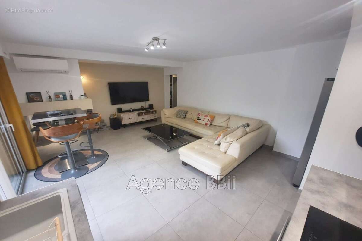 Appartement à CAGNES-SUR-MER