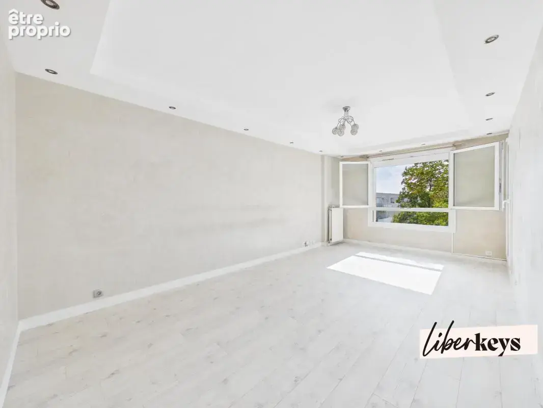 Plaisir – Appartement 3 pièces lumineux de 71 m² avec balcon et box fermé en sous-sol - photo 2