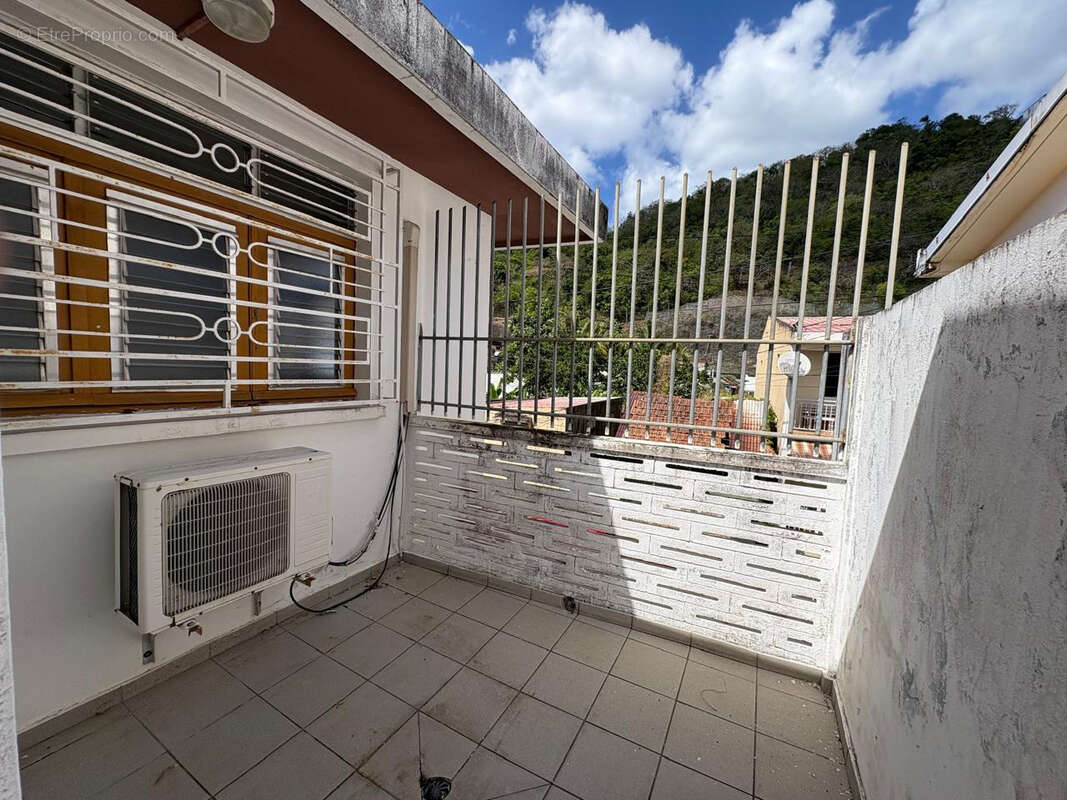 Maison à SCHOELCHER