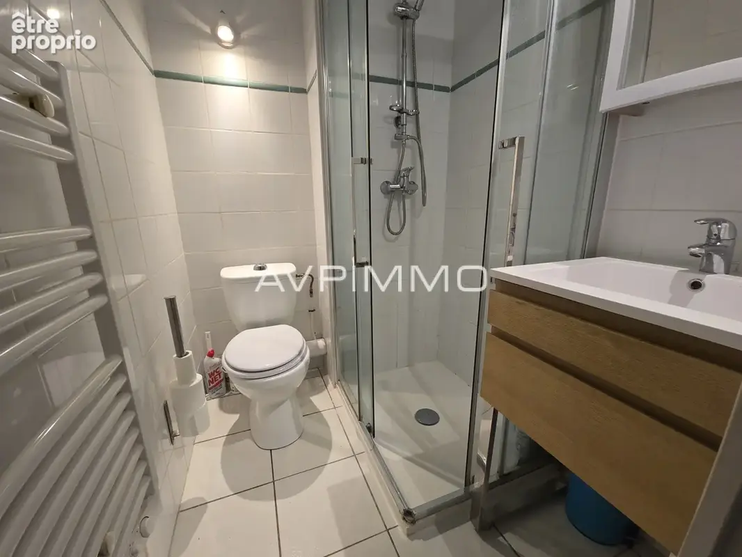 Exclusivité - Mini-villa T3 avec jardin de 110 m2, piscine et parking privatif Le Beausset - photo 6