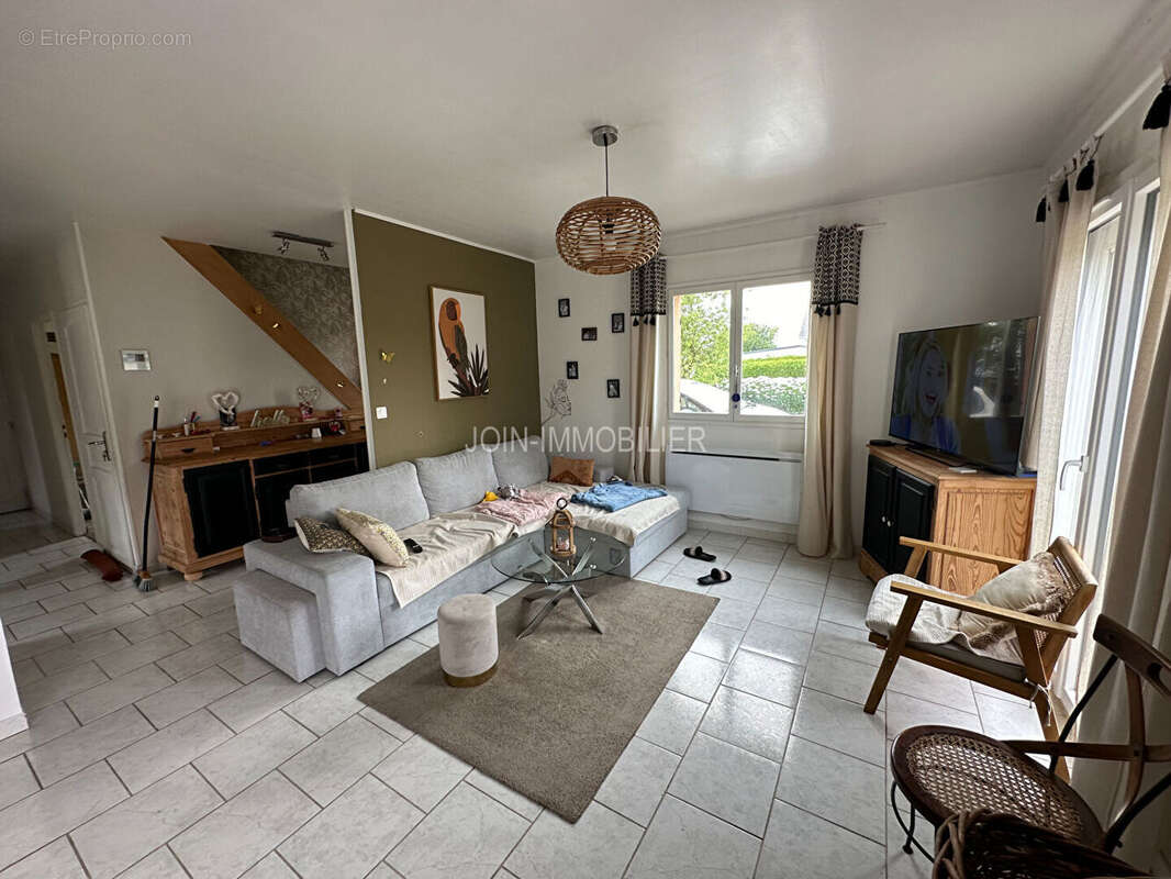 Maison à SAINT-MARTIN-EN-CAMPAGNE