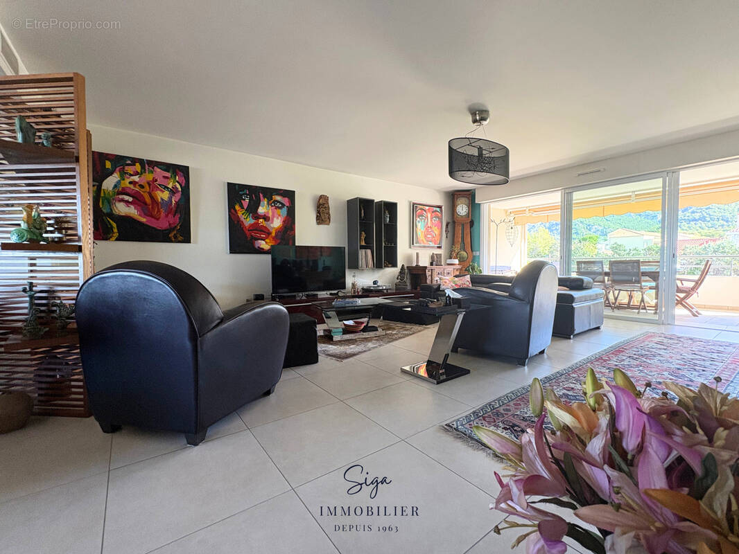 Appartement à MARSEILLE-8E