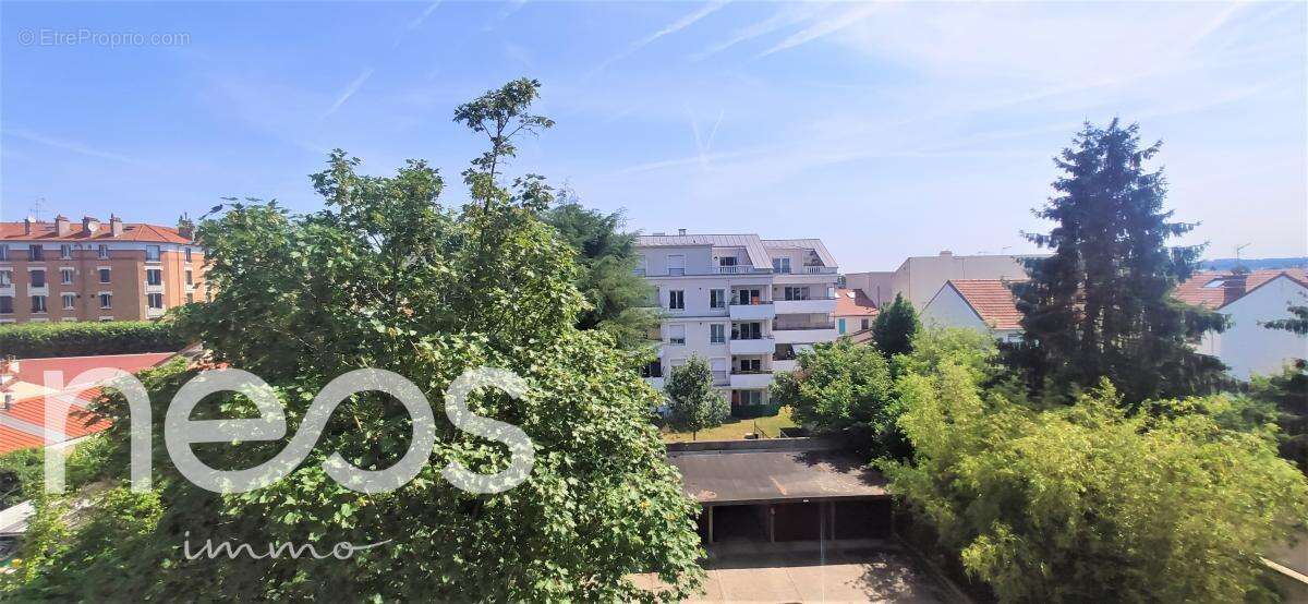 Appartement à LE PERREUX-SUR-MARNE