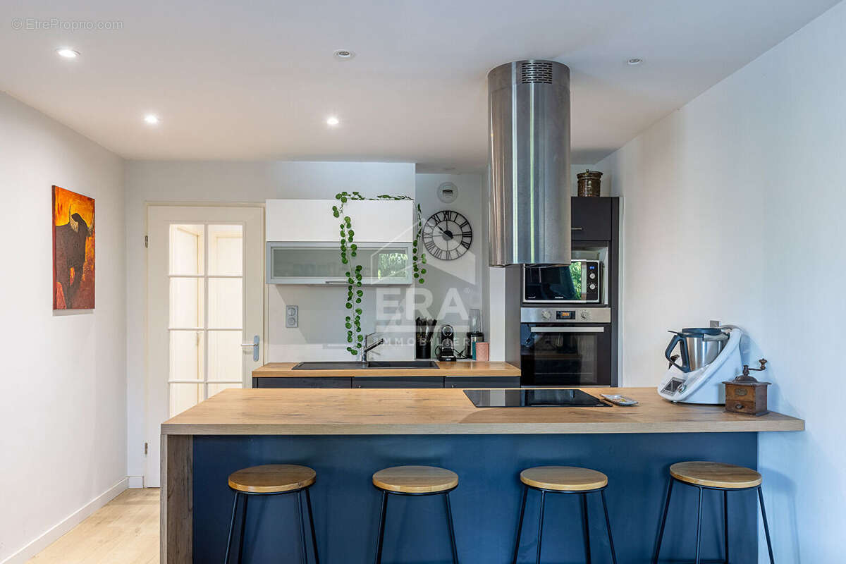 Appartement à BRUGUIERES