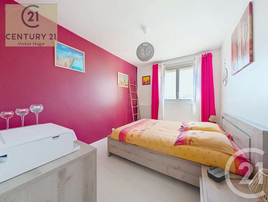 Appartement 72 m² à Limoges  - photo 10