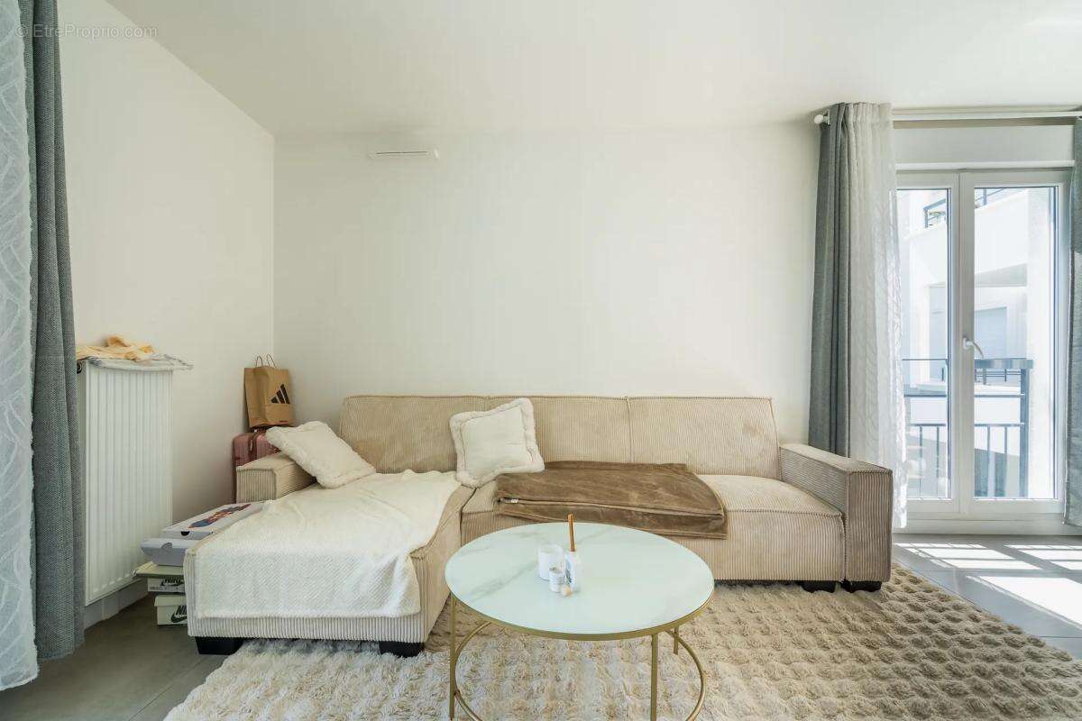 Appartement à AULNAY-SOUS-BOIS