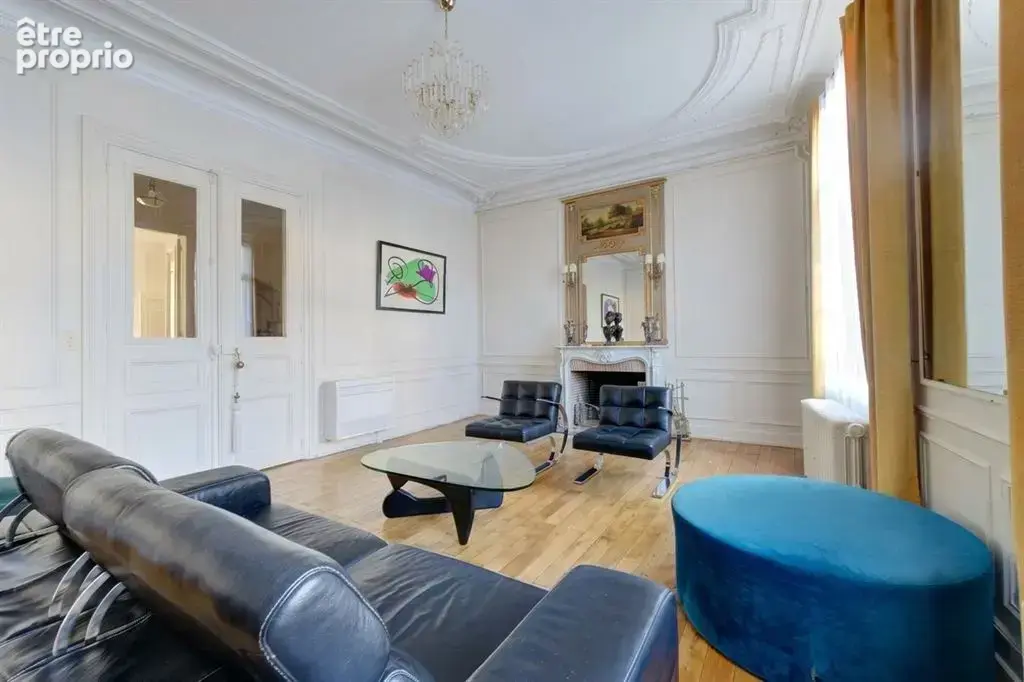 Tours (37000), Indre-et-Loire – Maison de caractère de 446 m², 10 pièces, 7 ch, dépendance, jardin, piscine - photo 9
