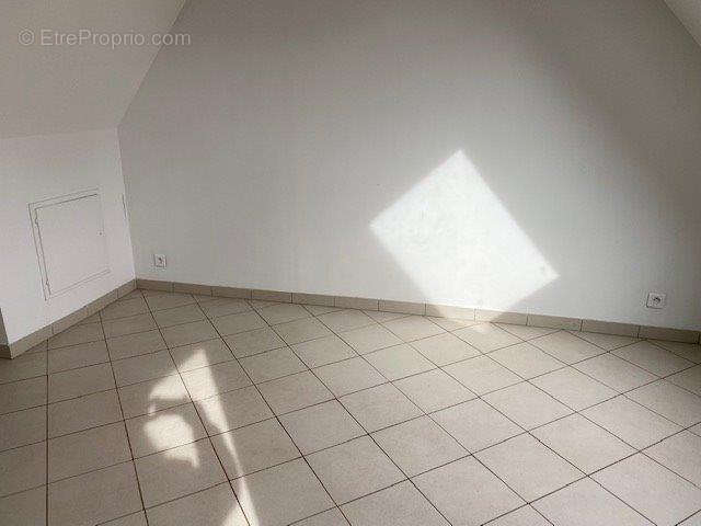 Appartement à DROUE-SUR-DROUETTE