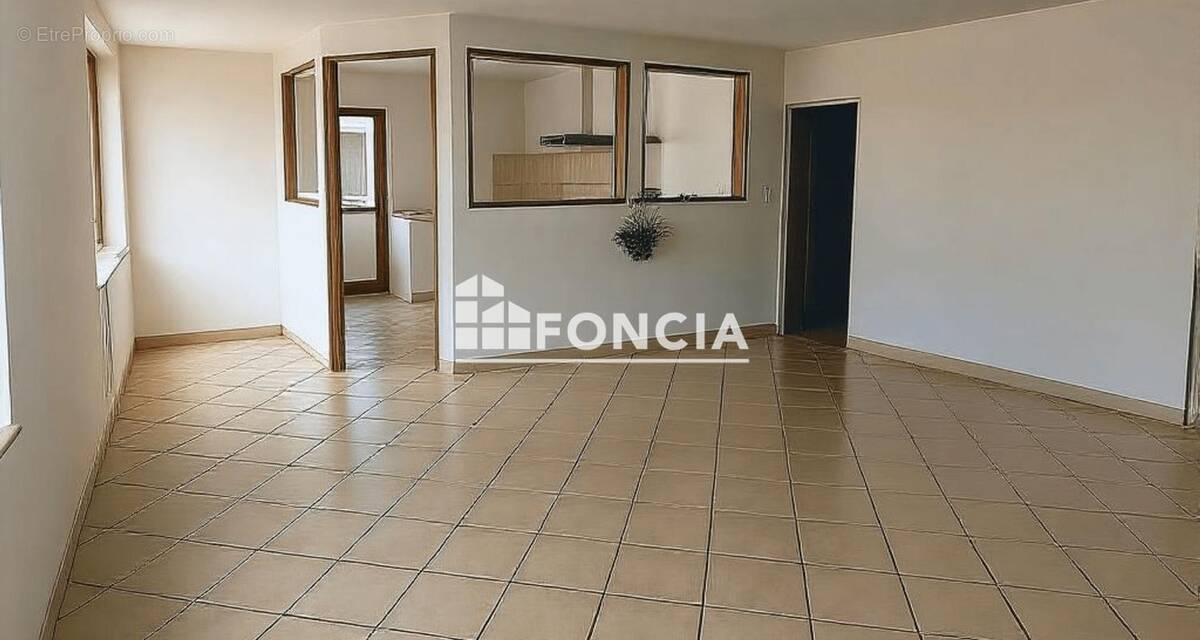 Appartement à VILLARD-BONNOT