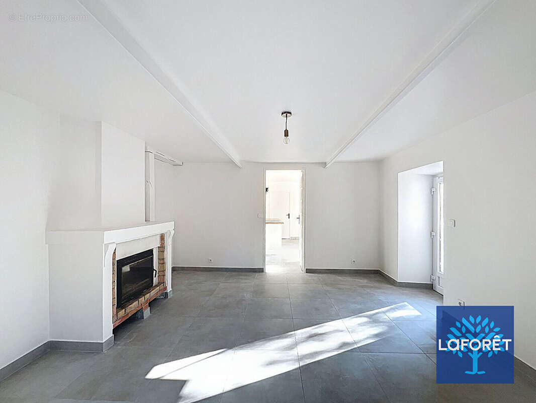 Maison à LA FERTE-ALAIS