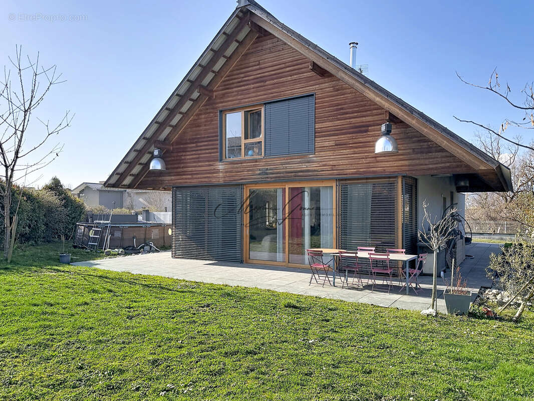 Maison à MESSERY