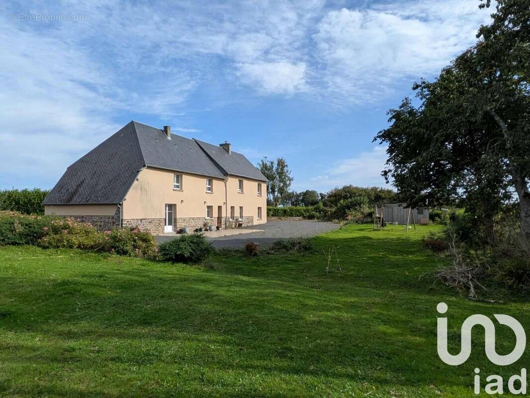 Photo 1 - Maison à SOULLES