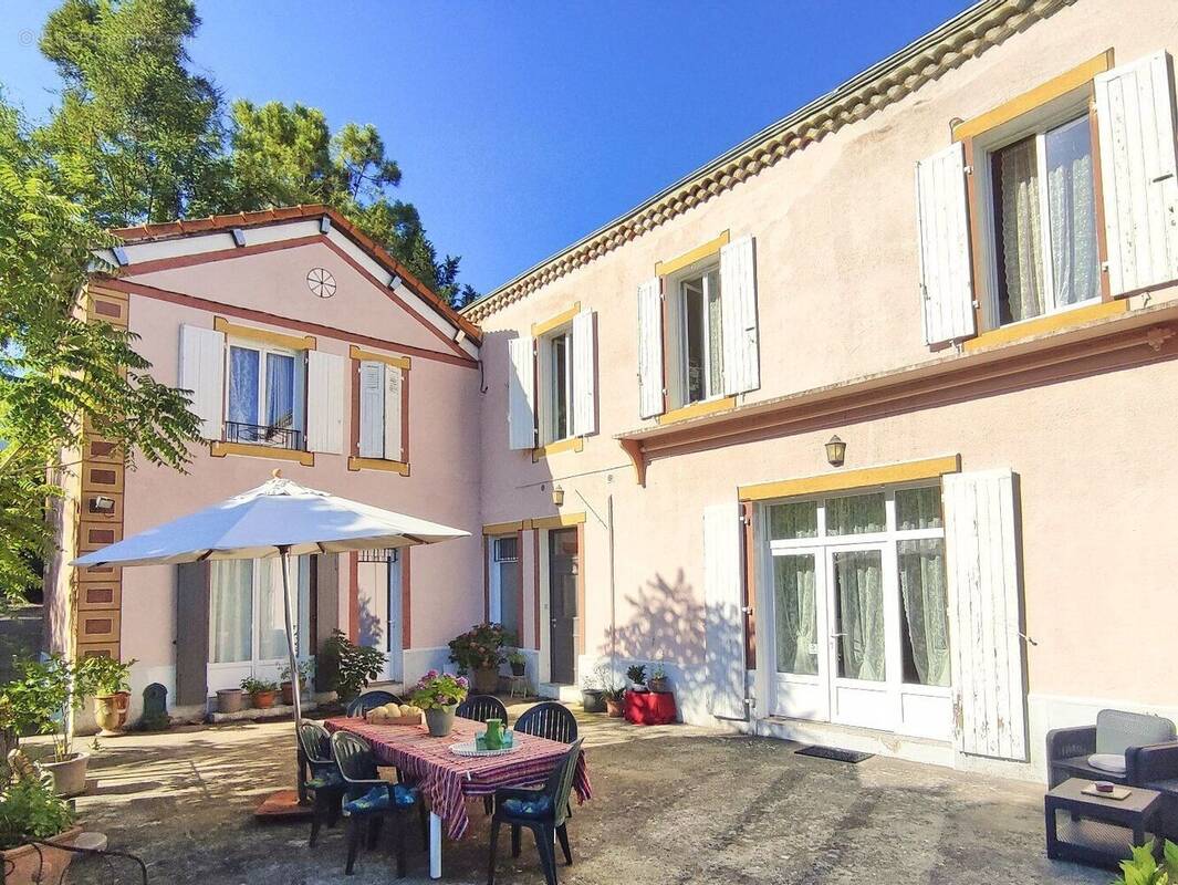 Maison à MOLIERES-SUR-CEZE