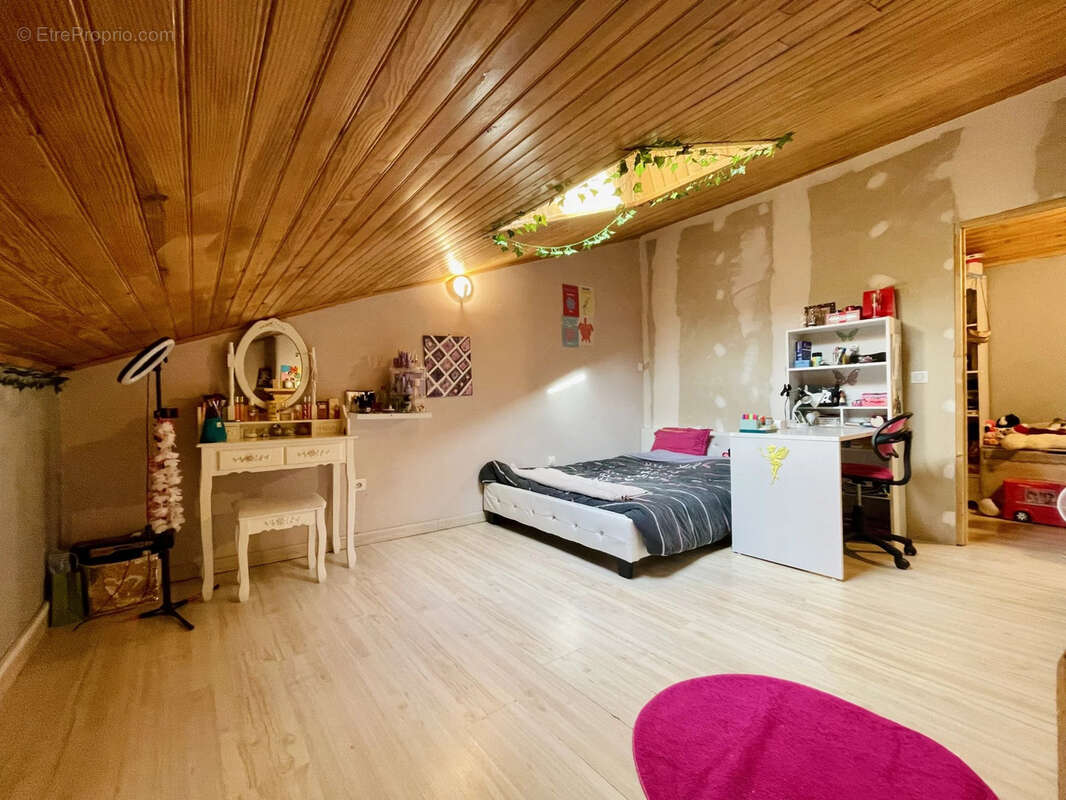 Maison à L&#039;ISLE-JOURDAIN