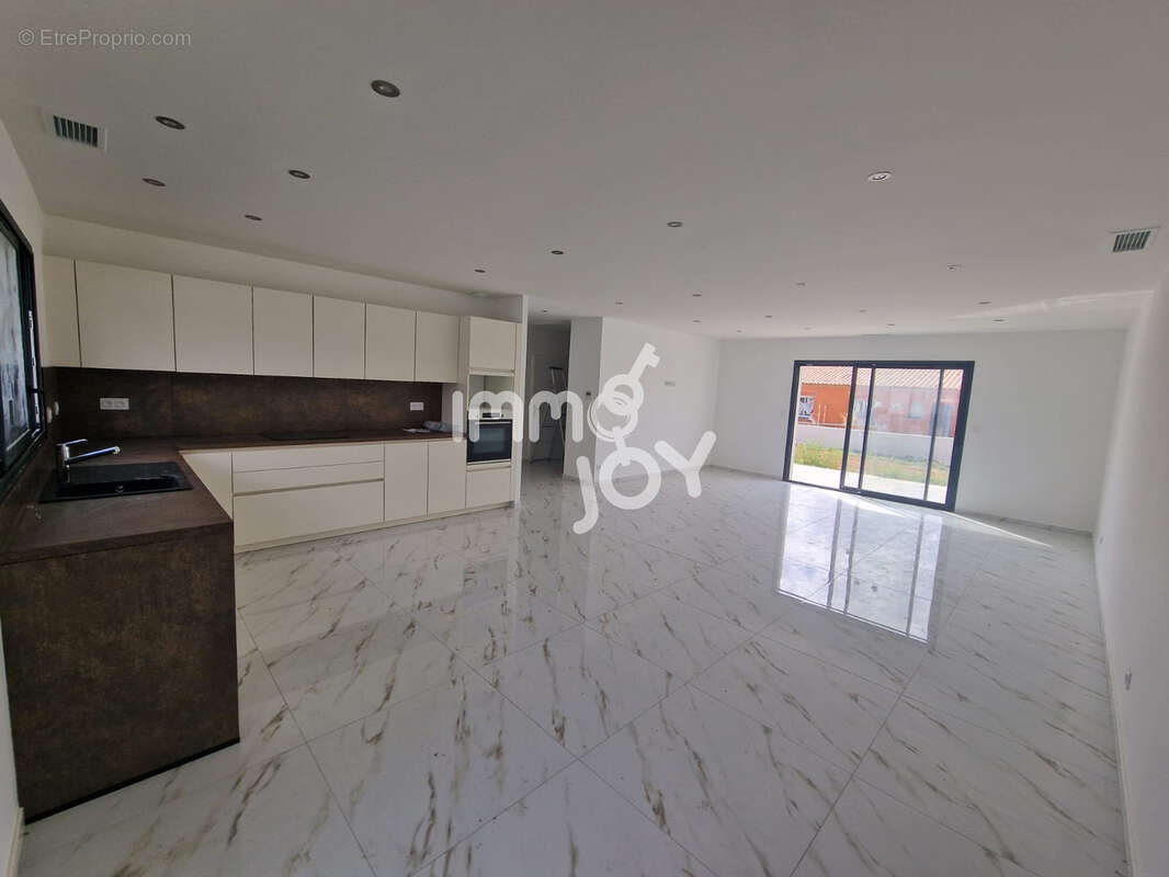 Maison t4 a vendre a barbaira aude - photo 3