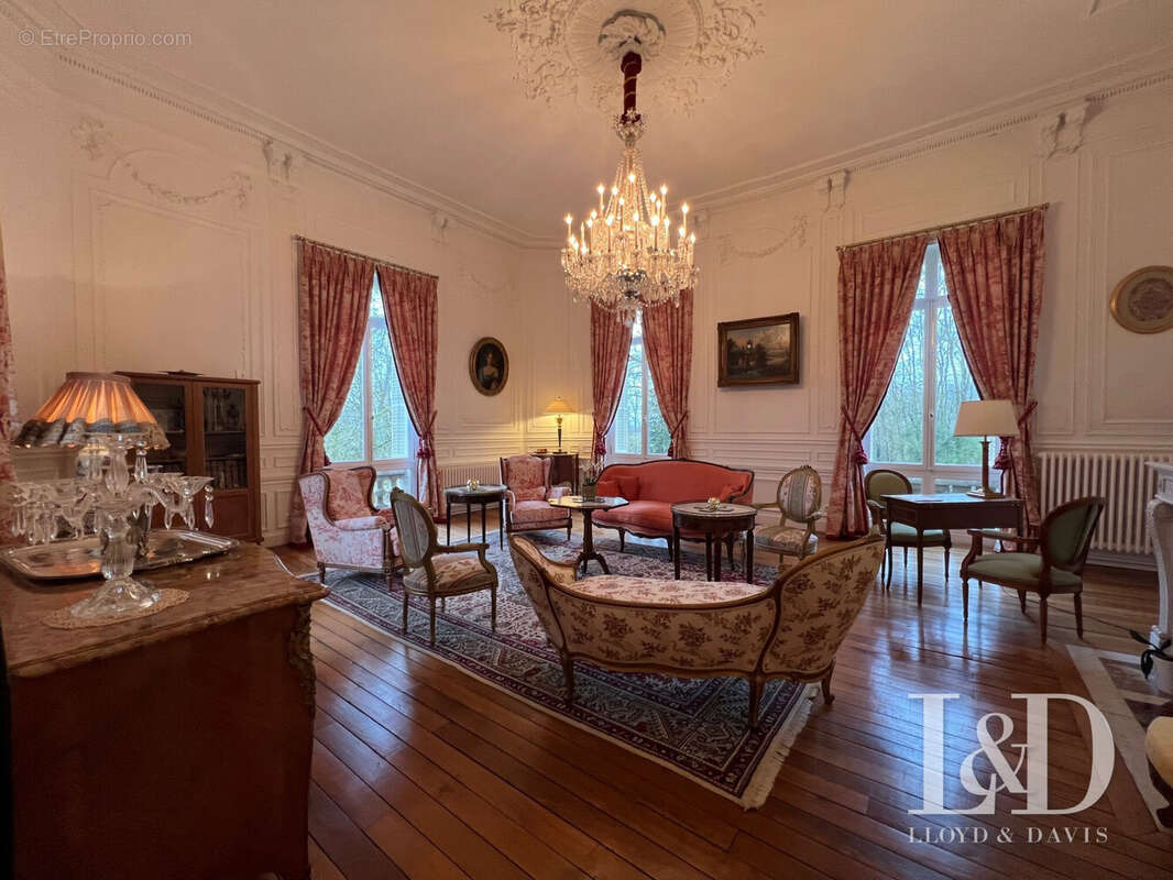 Maison à VILLERS-COTTERETS