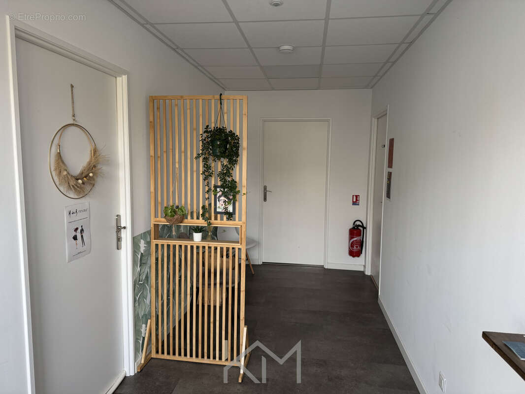 Commerce à SAINT-BENOIT