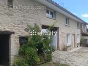 Maison à PERIGNEUX