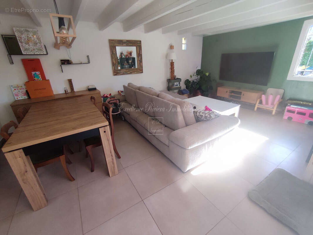 Maison à PEGOMAS