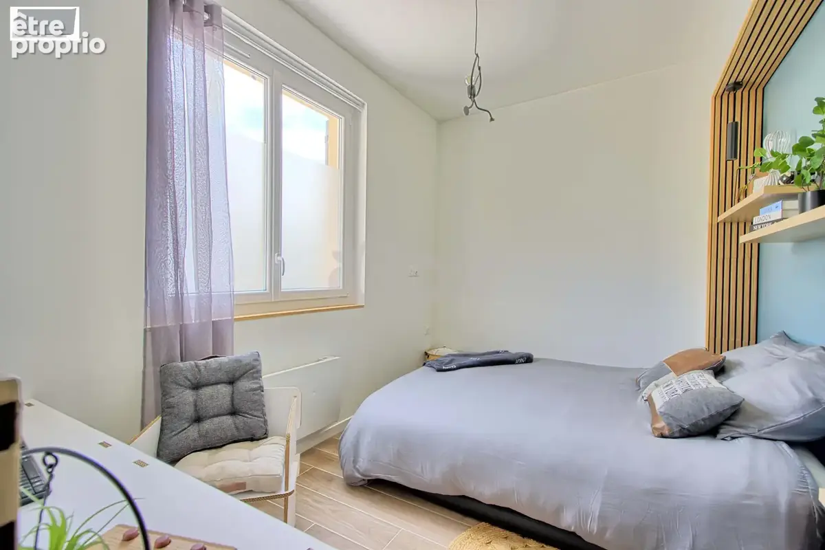 Le Revest les Eaux Villa T4 vue dégagée - photo 20
