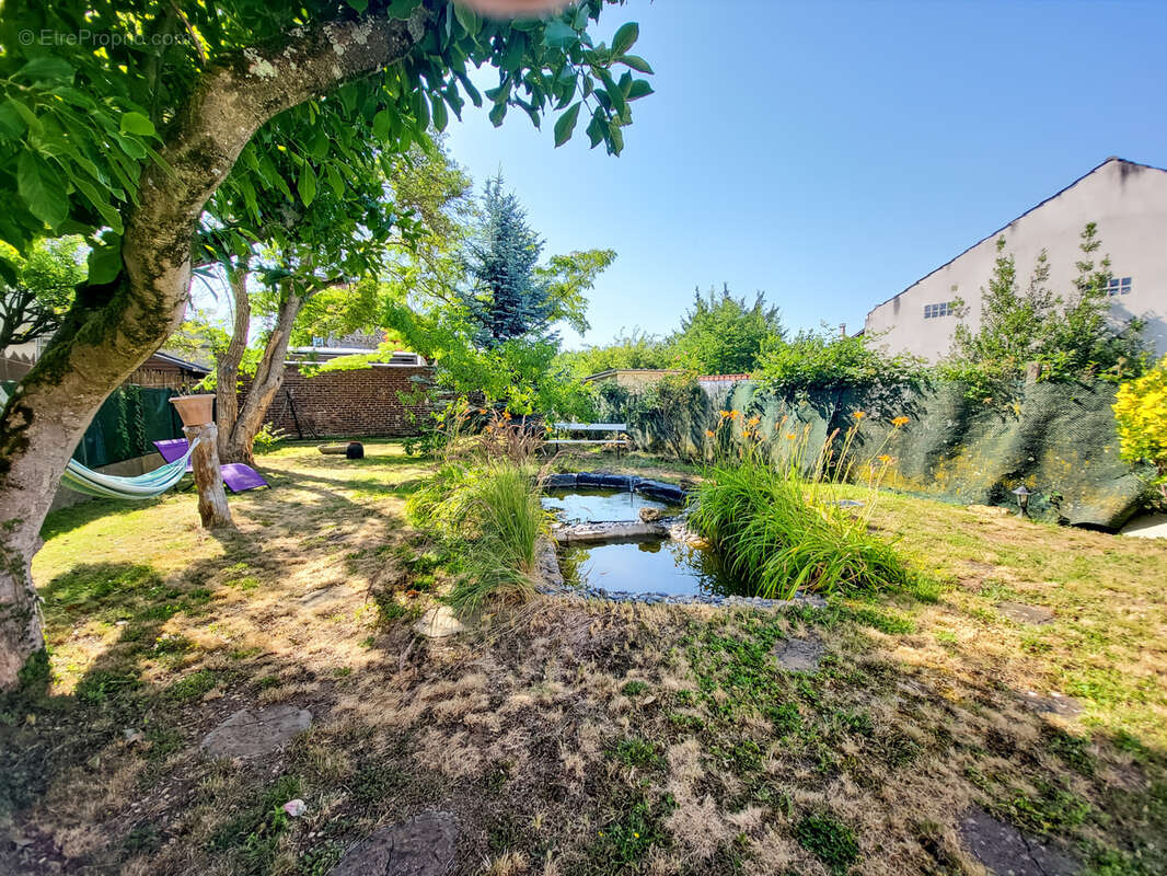 Maison à SAVIGNY-SUR-ORGE