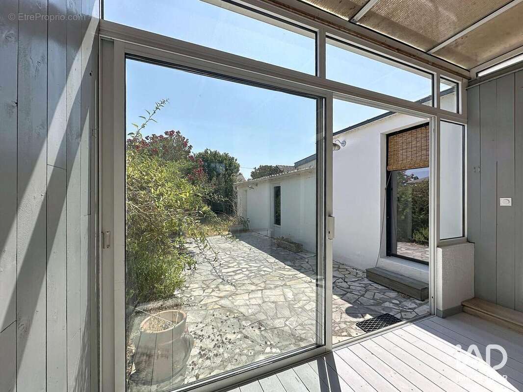 Maison 80 m² à La Rochelle  - photo 9