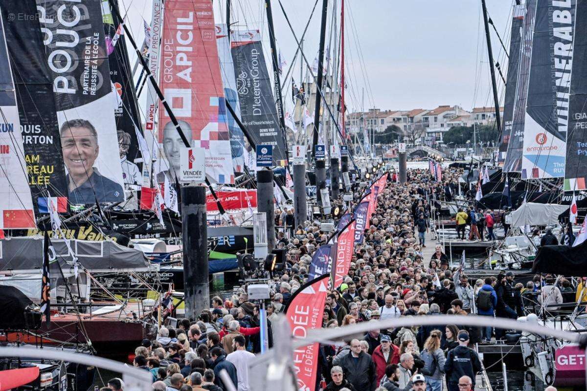 Commerce à LES SABLES-D'OLONNE