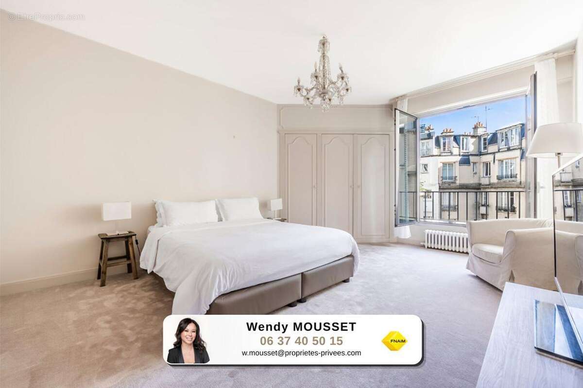 Appartement à PARIS-16E