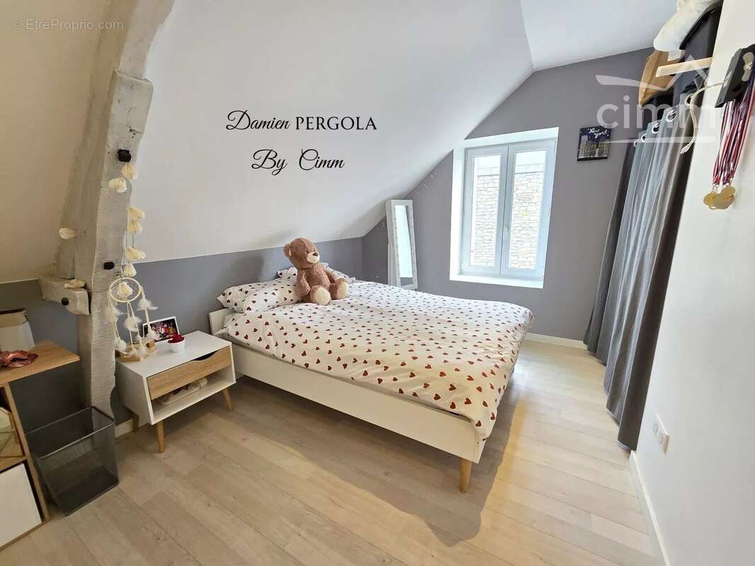 Maison rénovée de 115 m², située à 5 minutes à pied du centre-ville - photo 6