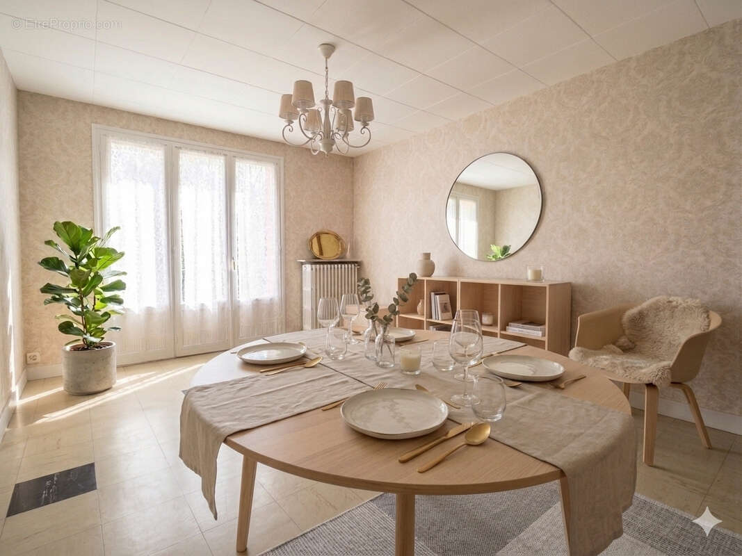 Maison familiale avec sous-sol total et combles aménageables   Terrain arboré de 760 m2   Vieux Pontault Comba - photo 5
