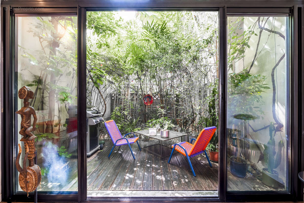 Maison à LEVALLOIS-PERRET