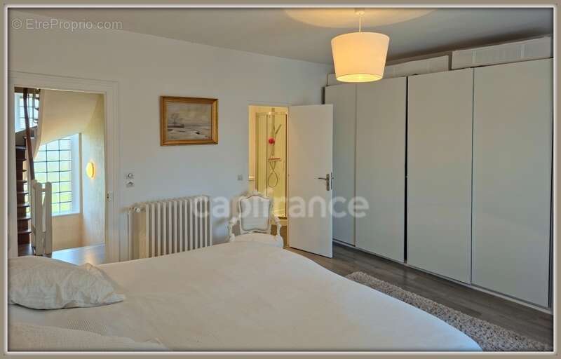 Maison à vendre  Propriété familiale de caractère  266 m²  Piscine  7 chambres  A6  - photo 13