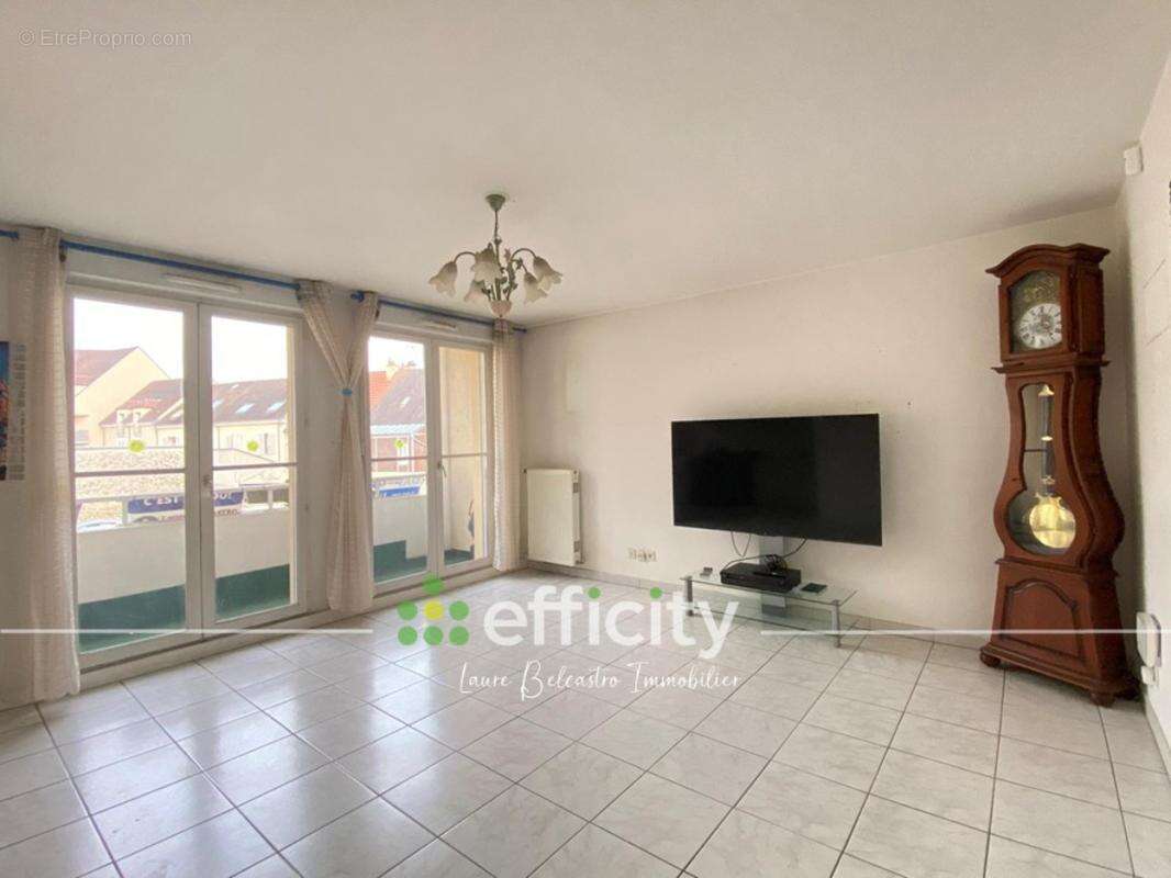 Appartement à BRIE-COMTE-ROBERT