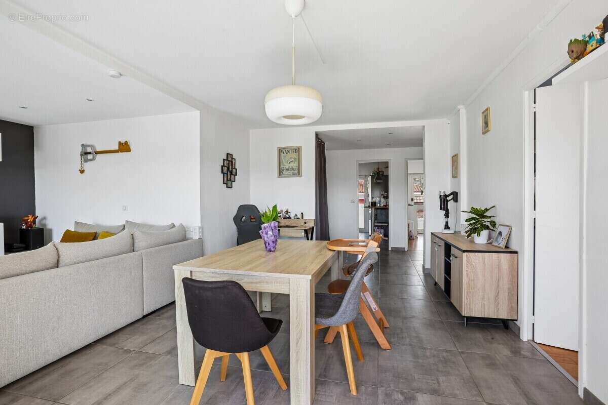 Appartement à CAGNES-SUR-MER
