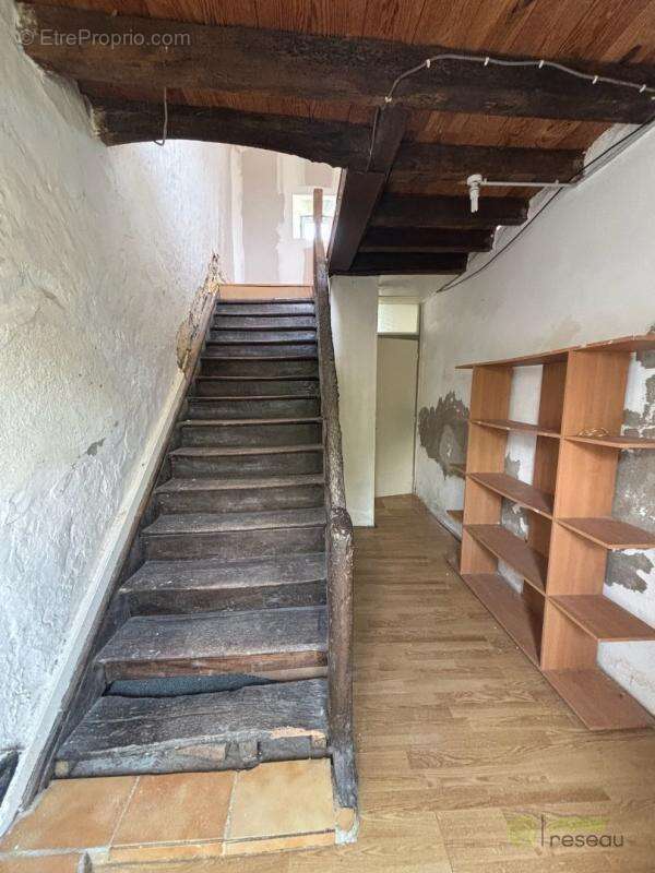 Maison 150 m² à Fenioux  - photo 10