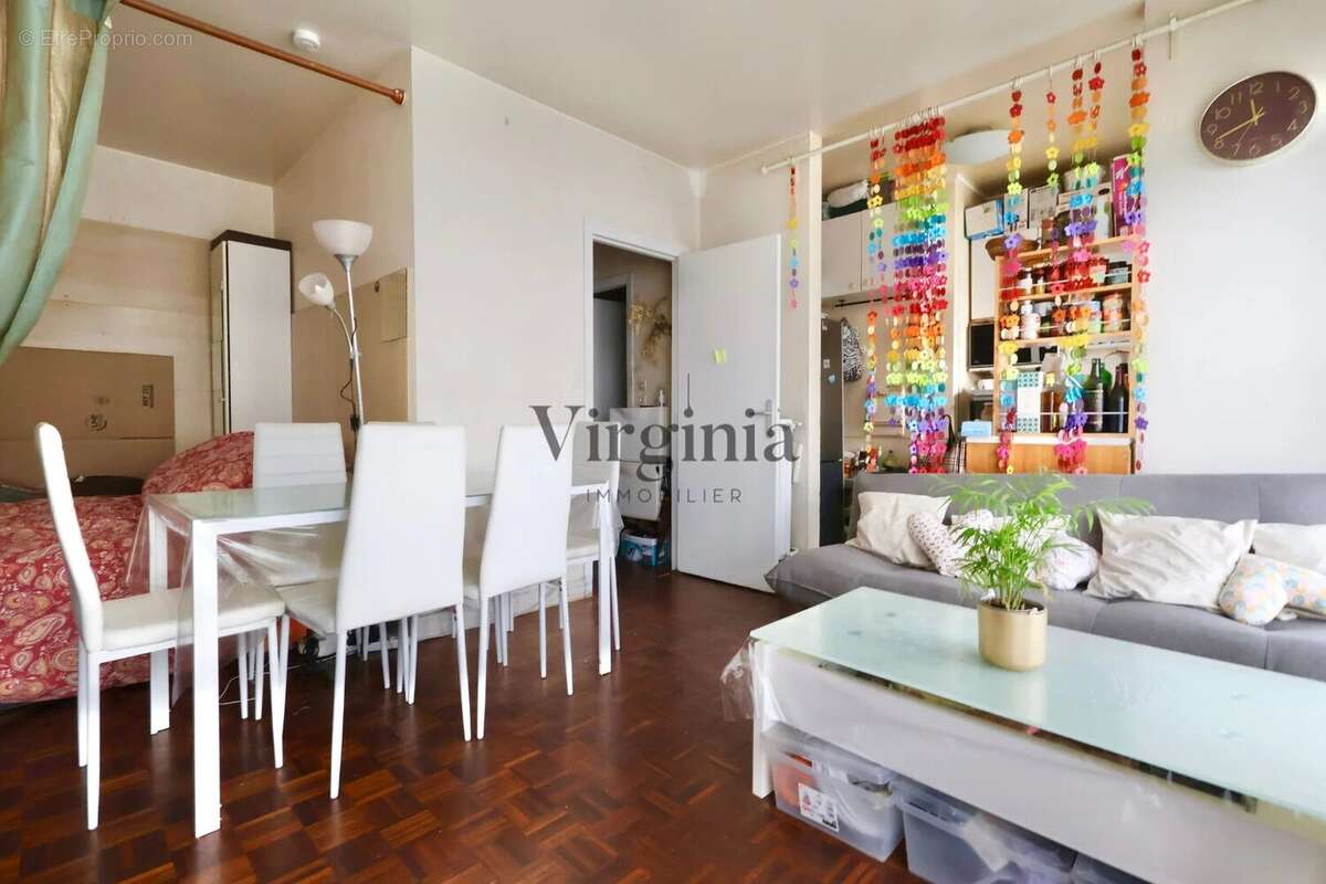 Appartement à CHARENTON-LE-PONT