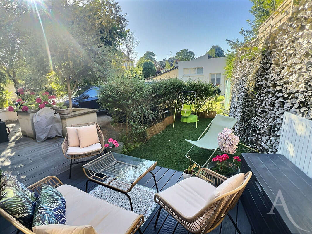 Appartement à THIAIS
